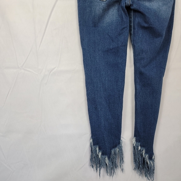 Kancan Size 3/25 Stylish Blue Distressed Women's Jeans - Picture 6 of 6